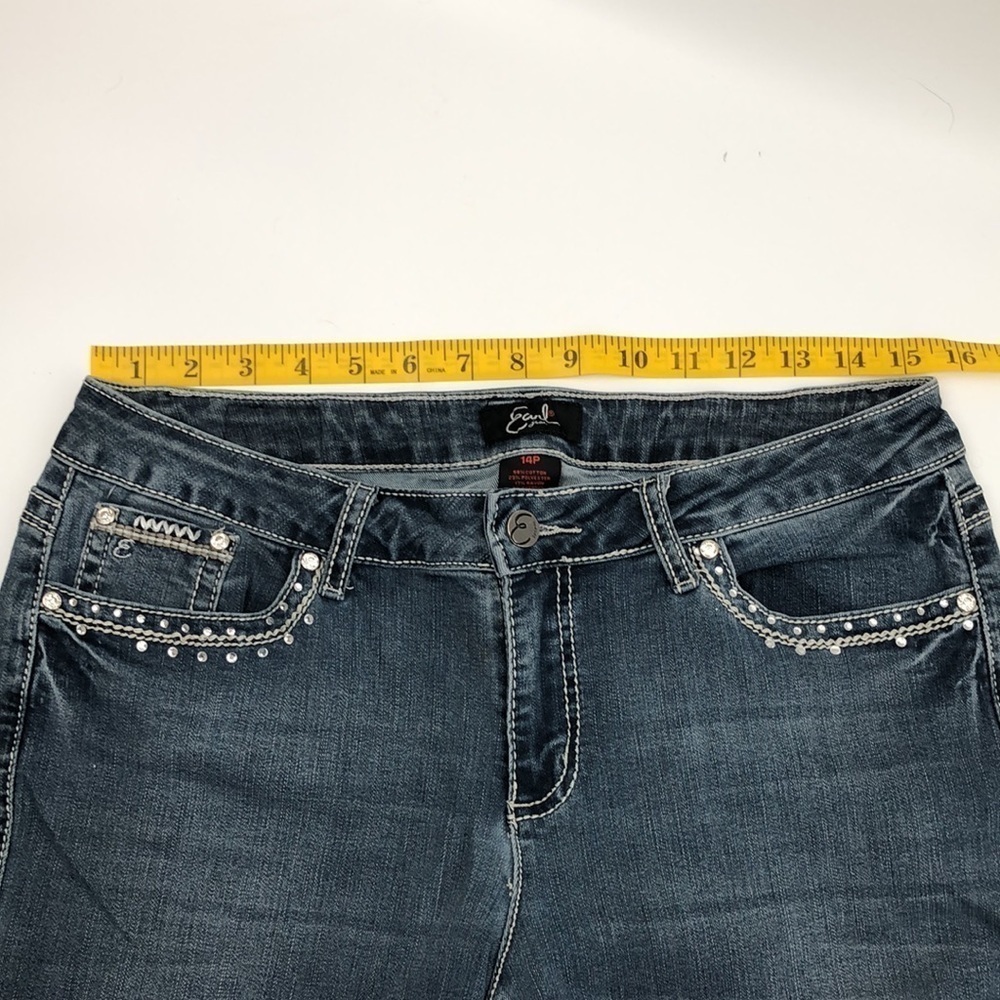 3/$25 Earl Cropped Jeans Size 14P - Picture 9 of 12